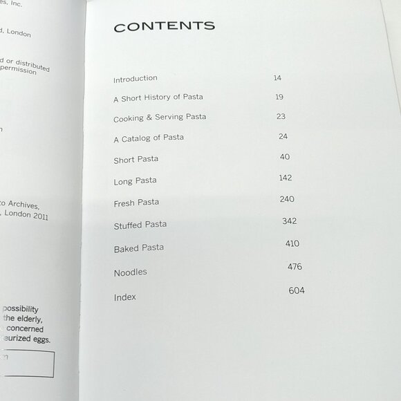 The Golden Book Of Pasta Hardcover Cookbook With Over 250 Recipes By Barrons - Picture 9 of 12